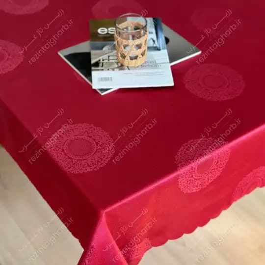 رومیزی ژاگارد مستطیل طرح رومانس رزین تاژ — تصویر ۷