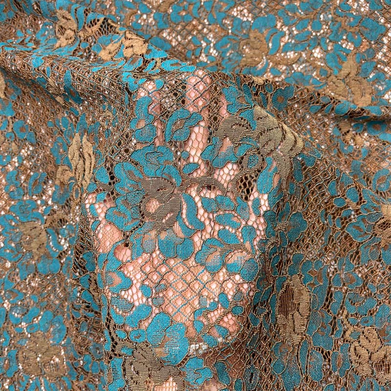 پارچه دانتل پنلی دو رنگ سبز و قهوه ای — تصویر ۲