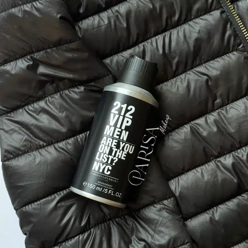 بادی میست عطری مردانه مدل Carolina Herrera 212 VIP Men
