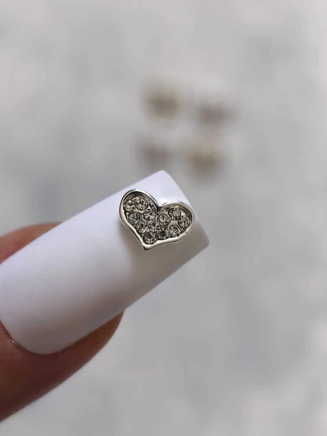 استیکر برجسته ناخن راسا طرح قلب نقره ای طلایی — تصویر ۶