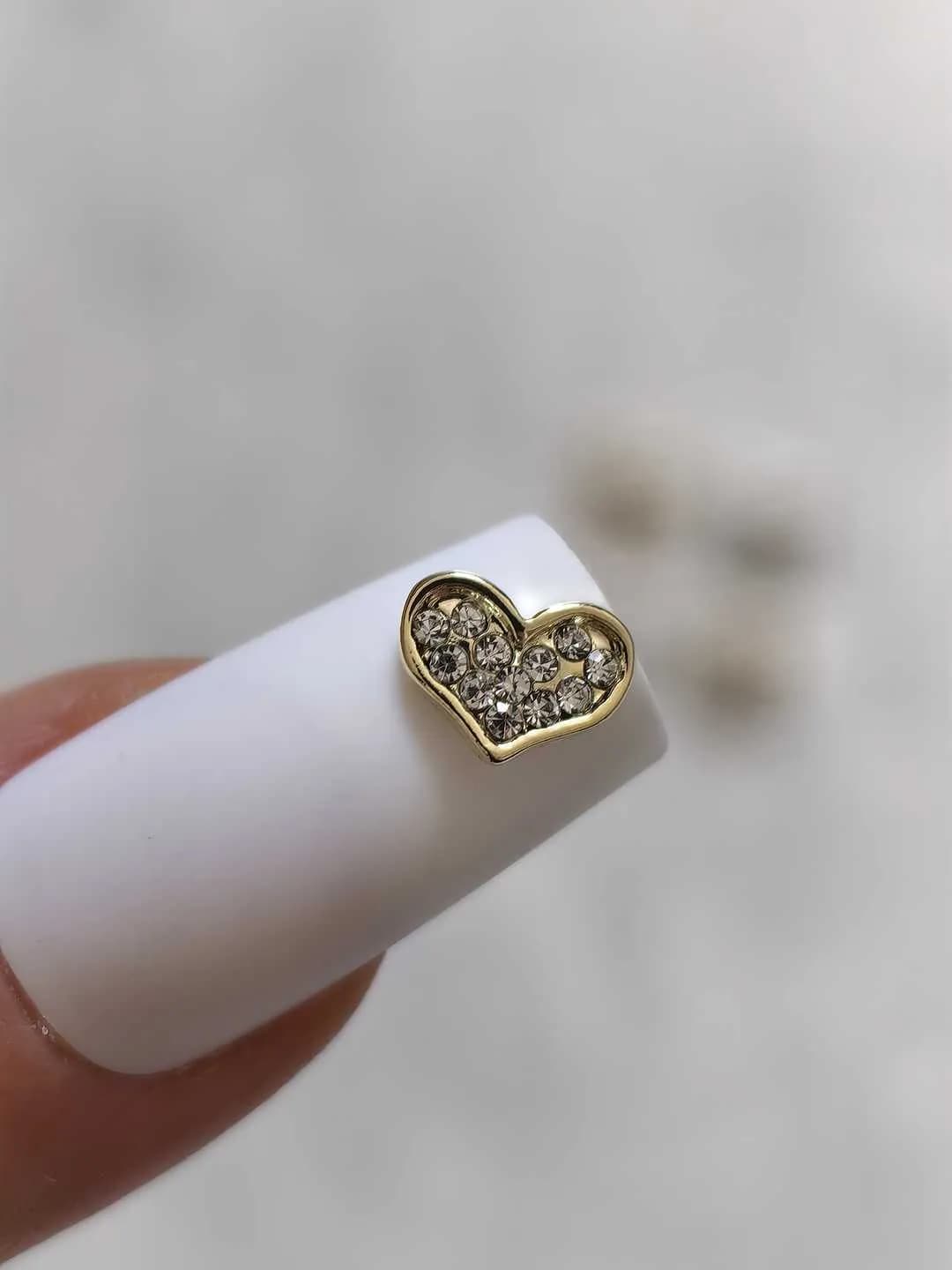 استیکر برجسته ناخن راسا طرح قلب نقره ای طلایی — تصویر ۵
