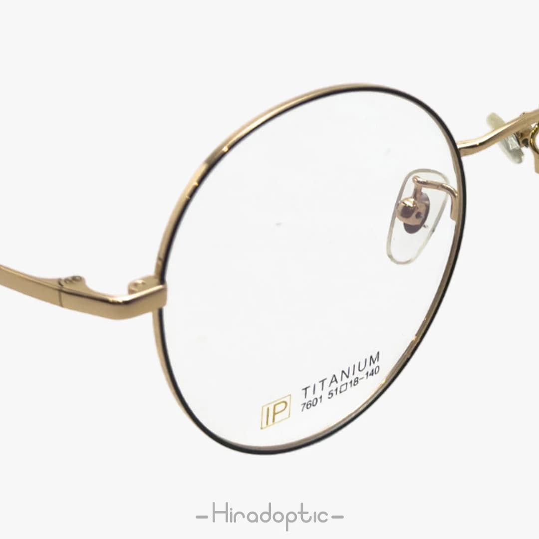 عینک طبی آی پی تیتانیوم 7601<br><span>IP Titanium 7601</span> — تصویر ۴