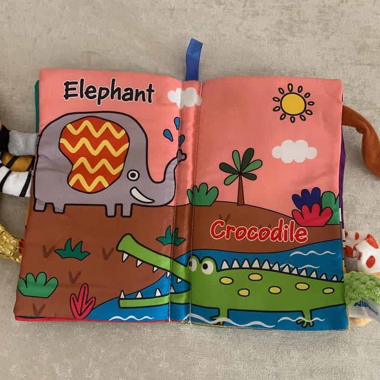 کتاب پارچه ای مستطیل دم دار سوتک دار حیوانات جنگل — تصویر ۳