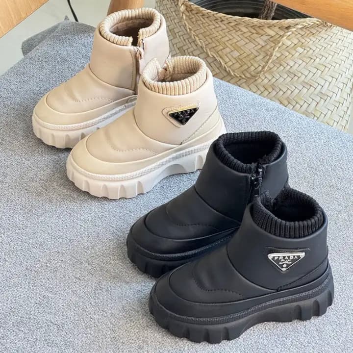 بوت اسپرت بچگانه PRADA — تصویر ۲