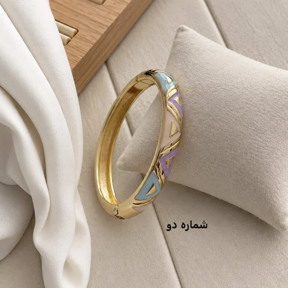 تکدست میناکاری قفل دار طرح طلا استیل کد 3755 — تصویر ۲