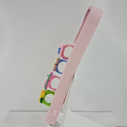 گارد گوشی Poco x6 pro عروسکی فانتزی برجسته جا انگشتی مدل پاپ سوکت رنگ صورتی — تصویر ۲