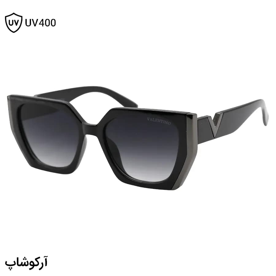 عینک آفتابی زنانه VALENTINO با فریم رنگ مشکی و نوک مدادی، پروانه ای شکل و لنز دودی هایلایت مدل 9794
