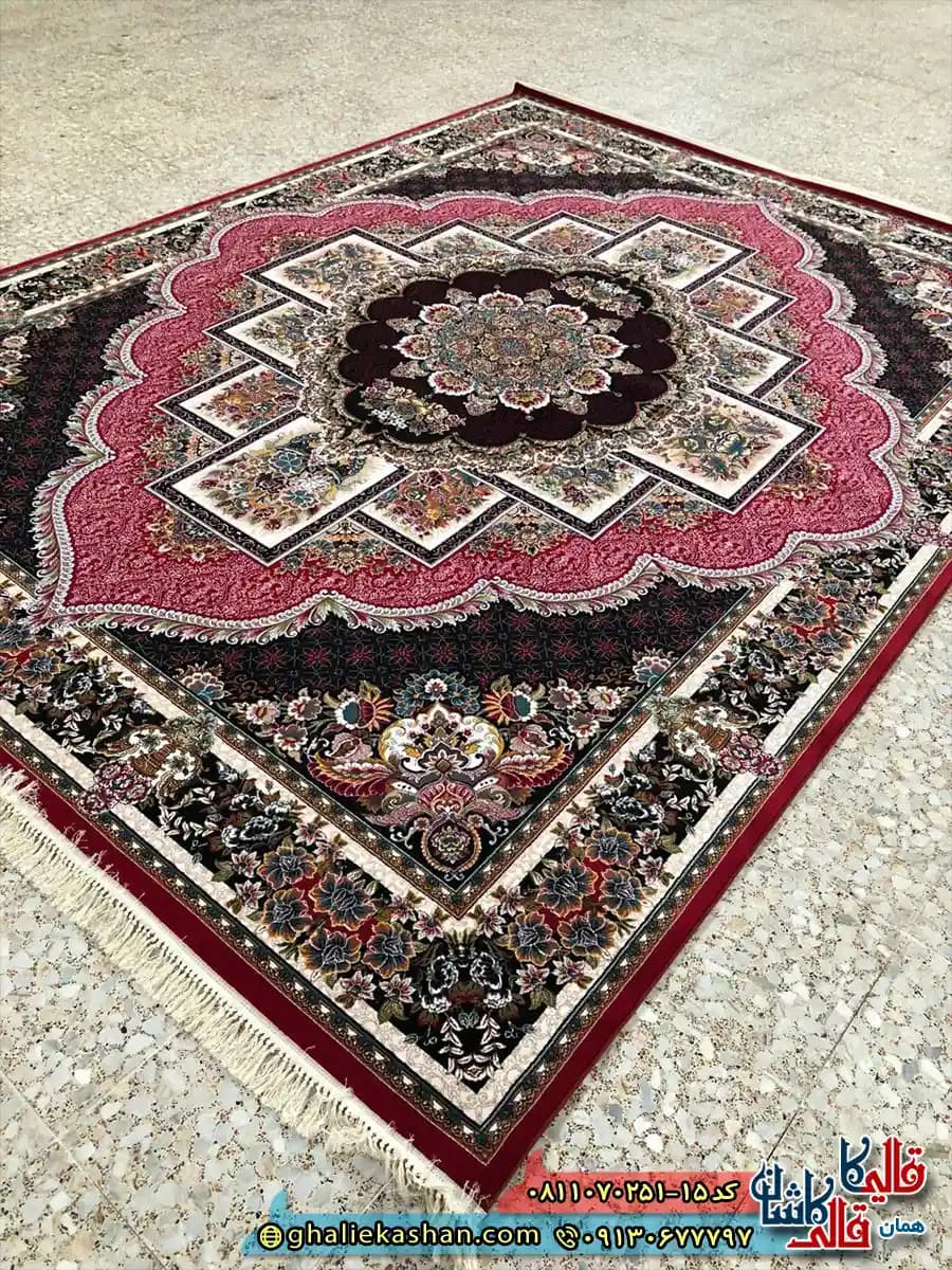 فرش کلاسیک 700 شانه طرح ناردون رنگ قرمز لاکی کاشان