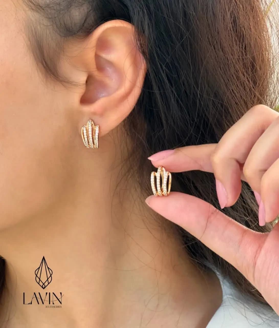 گوشواره زنانه نگیندار ژوپینگ طرح طلا کد 7451 — تصویر ۲