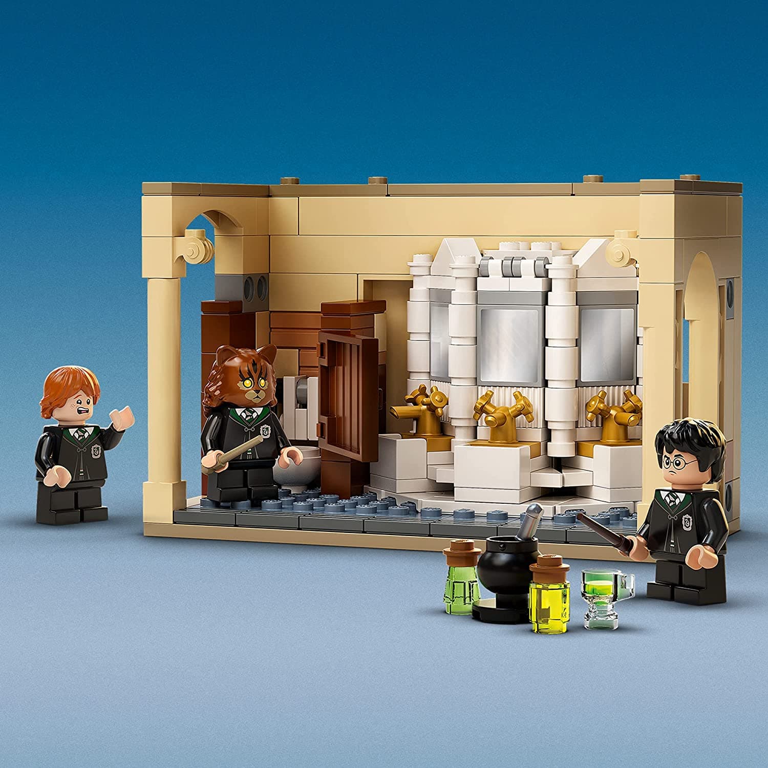 لگو سری Harry Potter مدل Hogwarts Polyjuice Potion Mistake کد 76386 — تصویر ۴