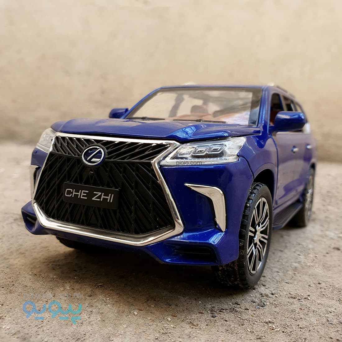 ماکت ماشین فلزی لکسوس LX570 برند CHE ZHI دودزا — تصویر ۵