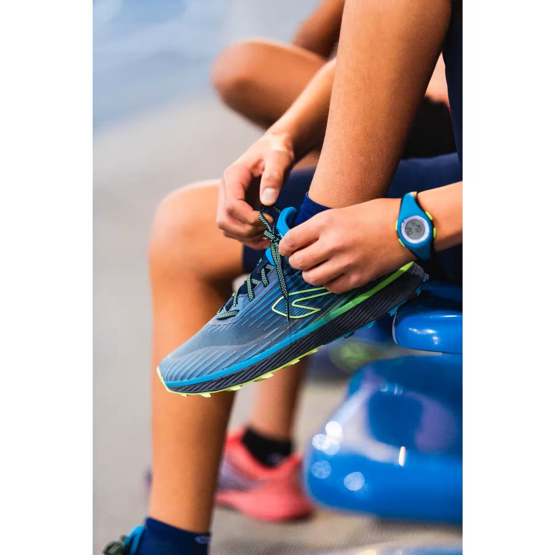 ساعت مچی کالنجی – دکتلون Kalenji Running Watch with Stopwatch – Blue – W200 S — تصویر ۲