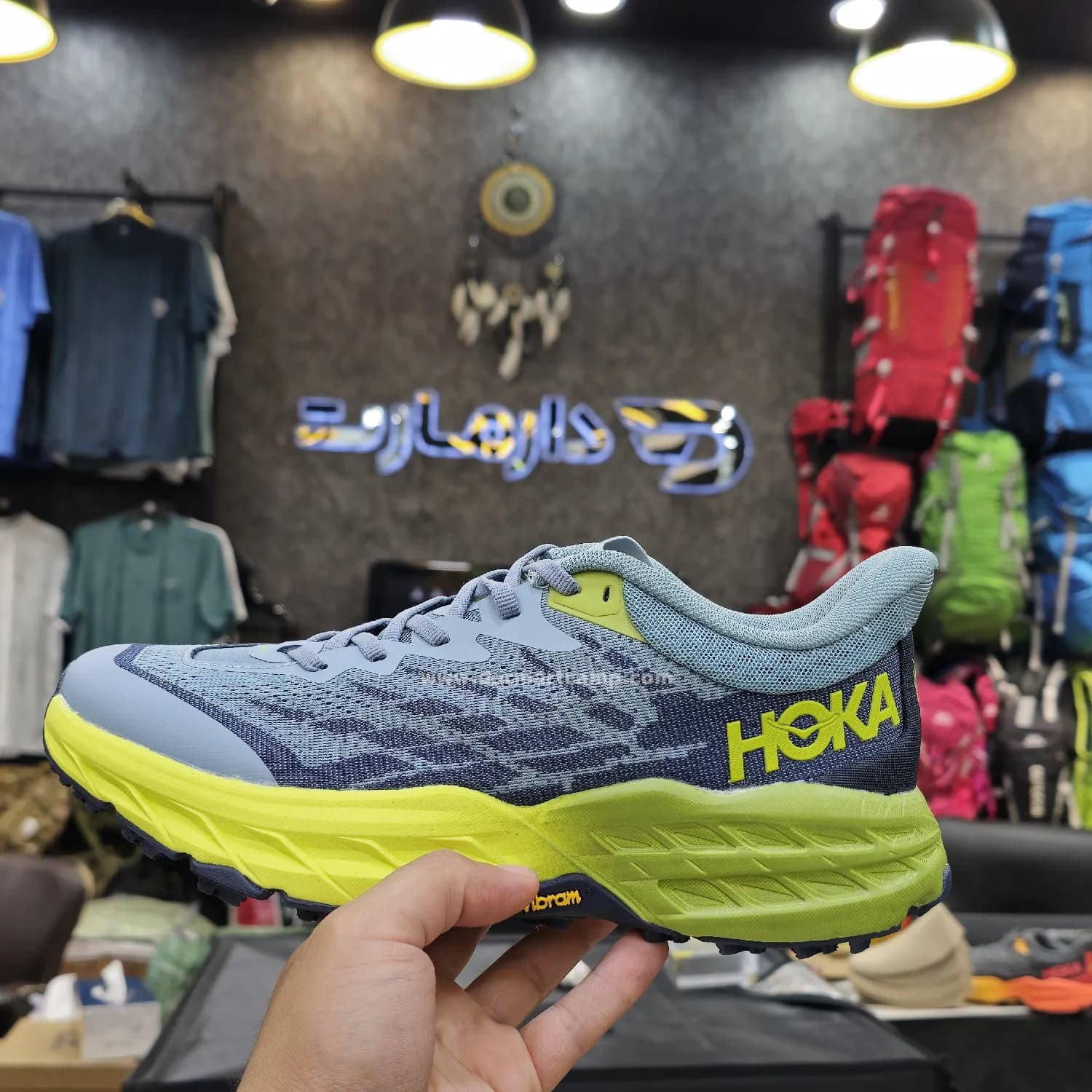 کفش پیاده روی مردانه و زنانه برند هوکا مدل vibram — تصویر ۱۱