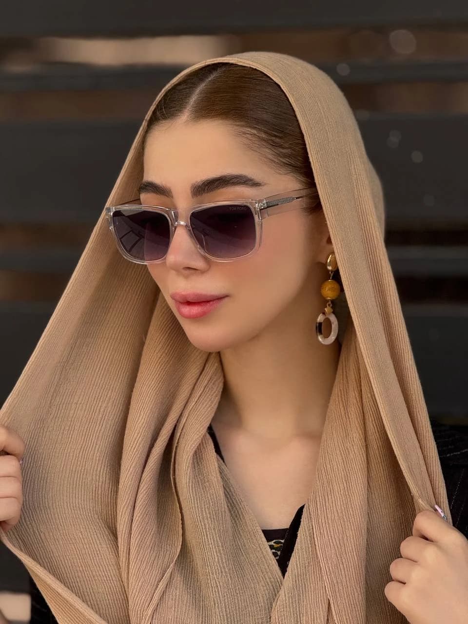 عینک آفتابی مردانه برند تام فورد مدل TF445 — تصویر ۲