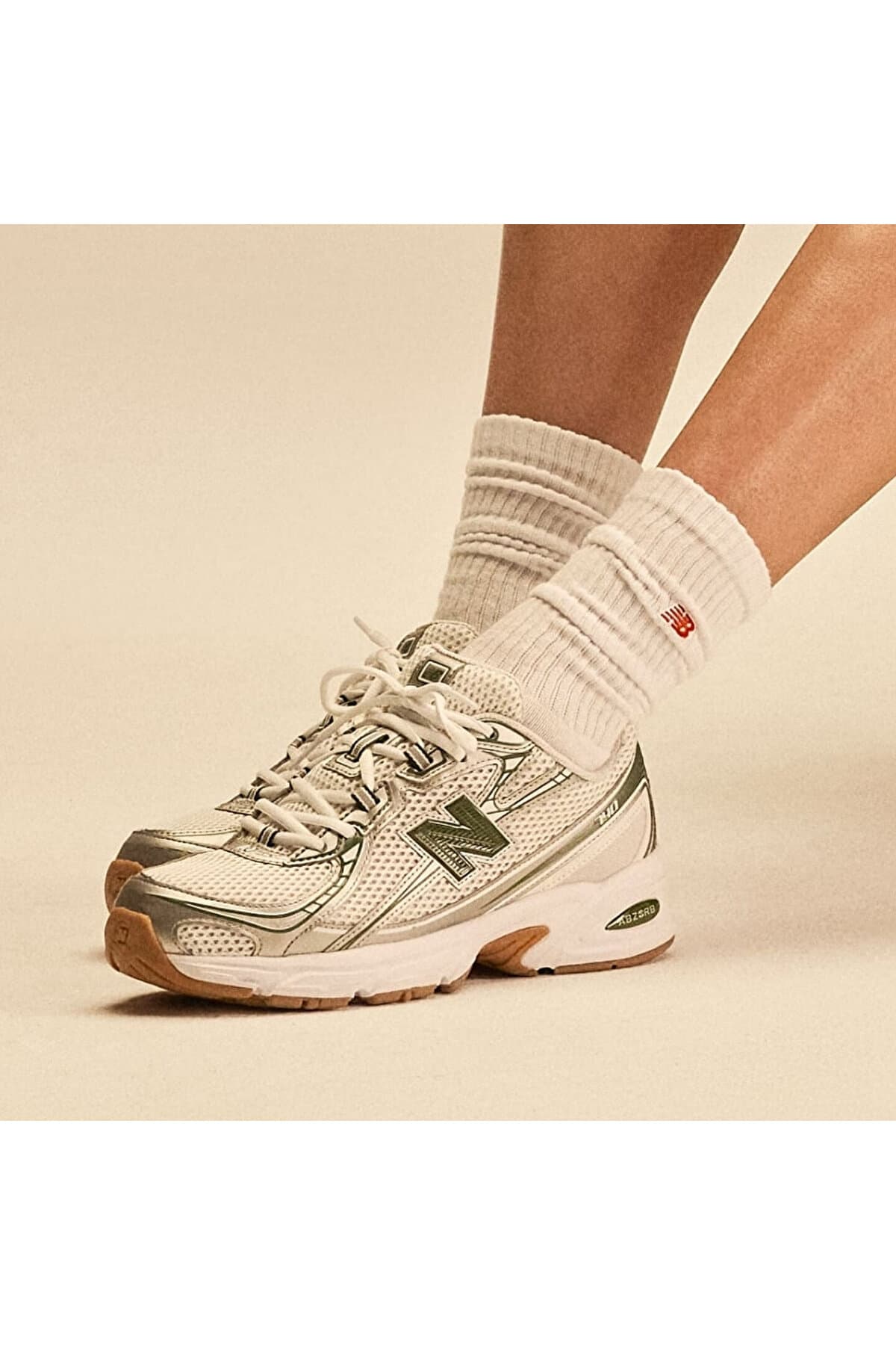 کفش اسنیکر نیو بالانس زنانه خاکستری راسته کژوال/روزمره | New Balance U740SF2-JUSTSTEP VN — تصویر ۳