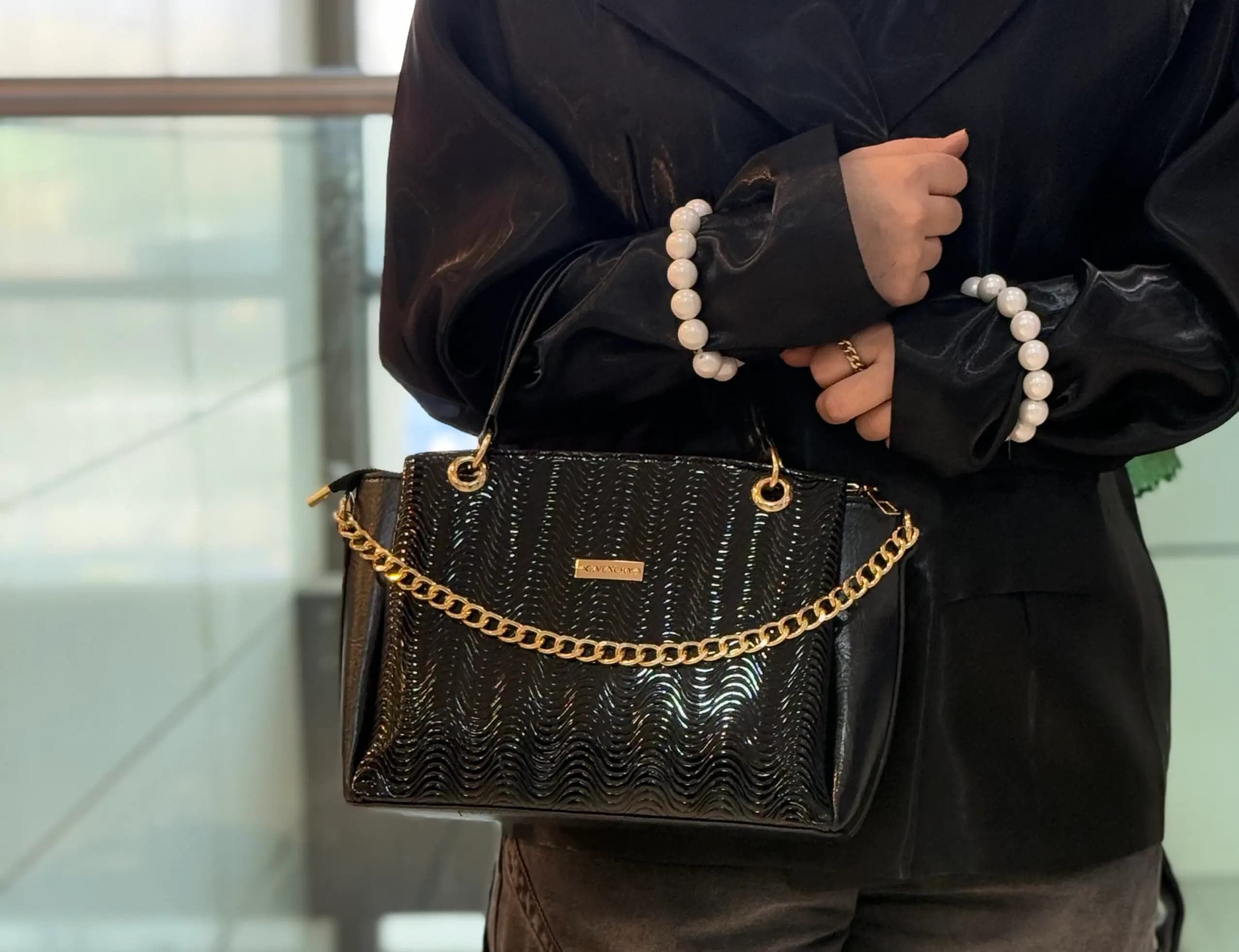کيف مجلسي ورني Givenchy — تصویر ۲