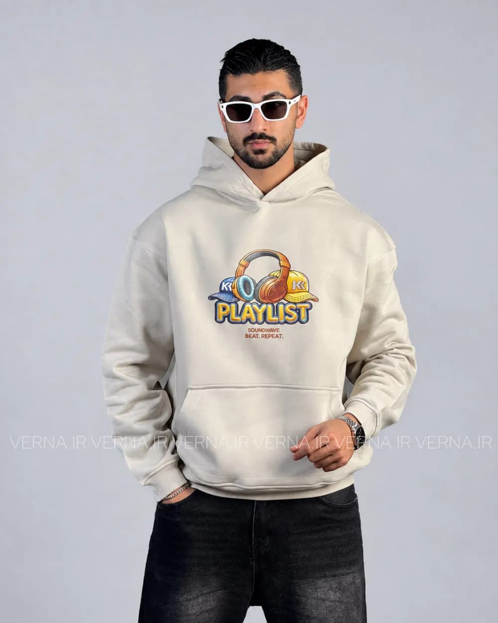هودی باکسی مردانه چاپ برجسته PLAYLIST-VR — تصویر ۲