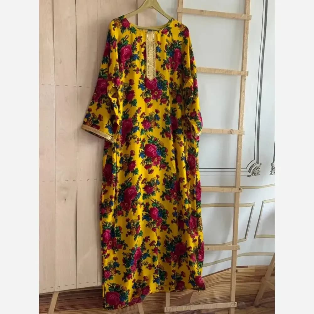 پیراهن ساحلی گلدار طلاکوب نخی فری سایز قد 135 — تصویر ۳