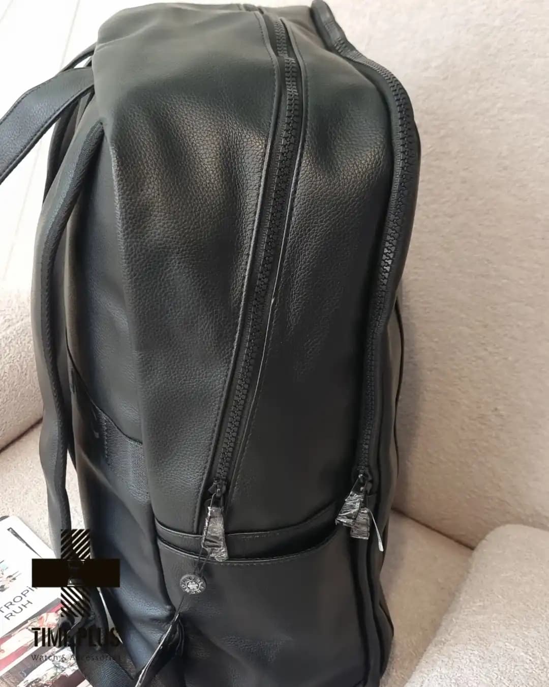کوله پشتی چرمی مشکی مون بلان — تصویر ۴