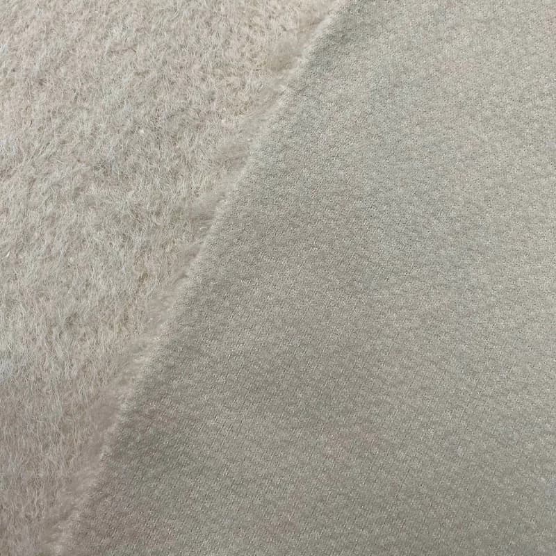 پارچه خز گرگی شیری — تصویر ۲