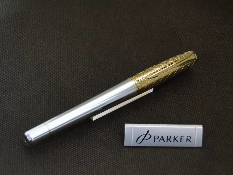 خودنویس کروم طلایی پارکر مدل ای ام پریمیوم – PARKER IM premium — تصویر ۲