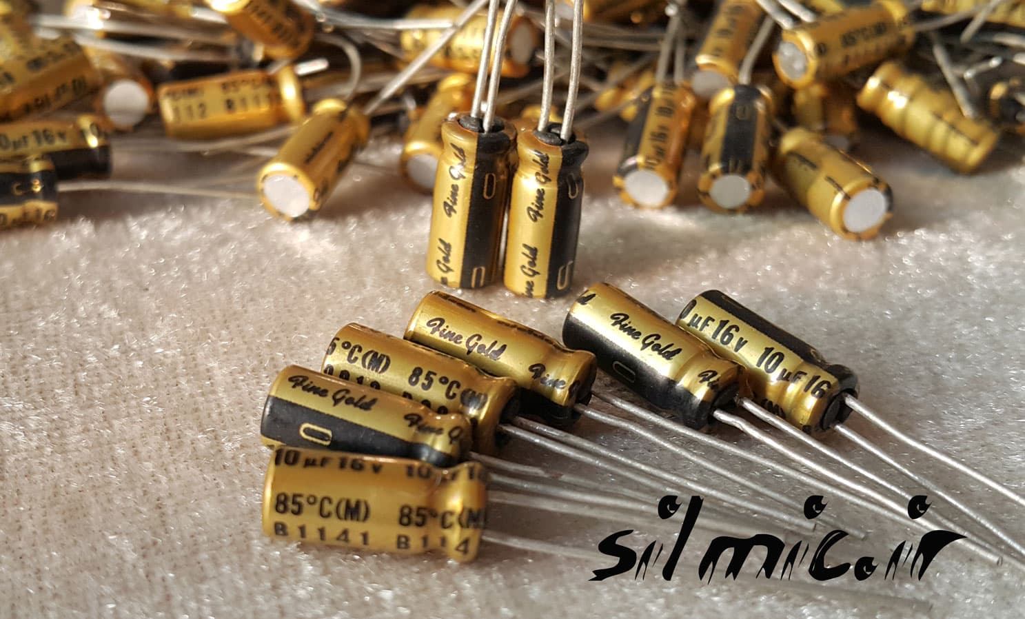 خازن 10 میکرو فاراد 16 ولت nichicon ژاپن سری FG های گرید صوتی MUSE fine gold