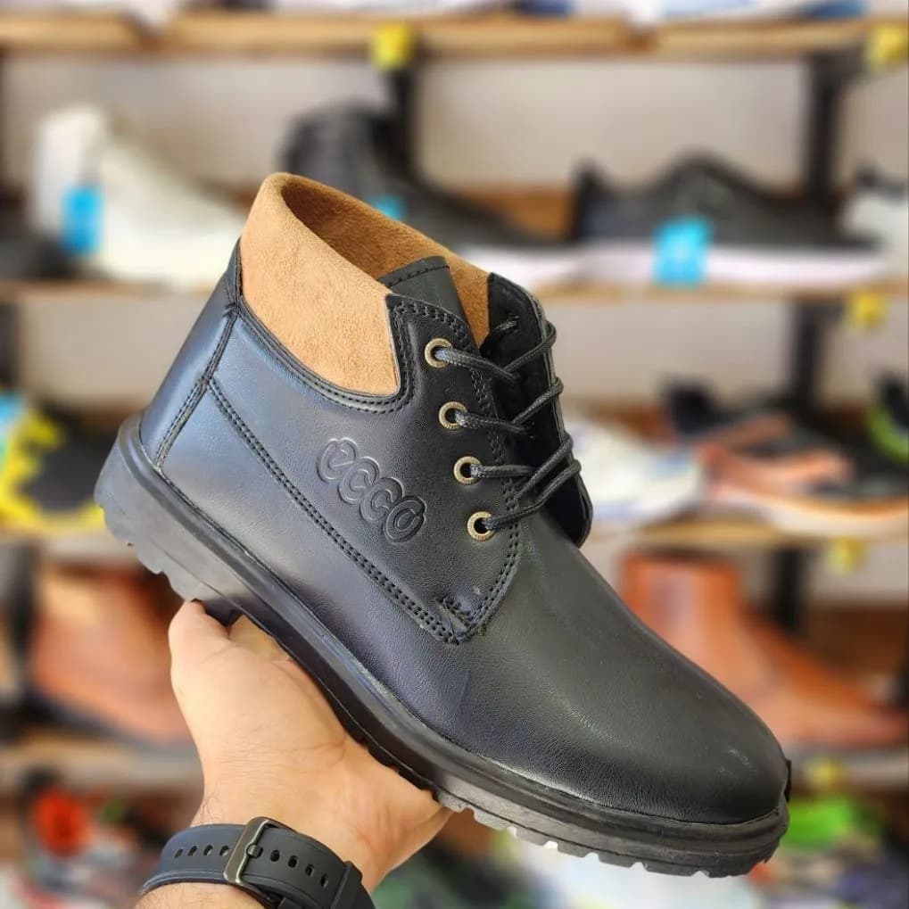 کفش نیم بوت مردانه Ecco مدل Black |زیره PVC مرغوب| سبک و راحت | طراحی ایدهآل اسپرت و زیبا|4 قسطی✅ — تصویر ۵