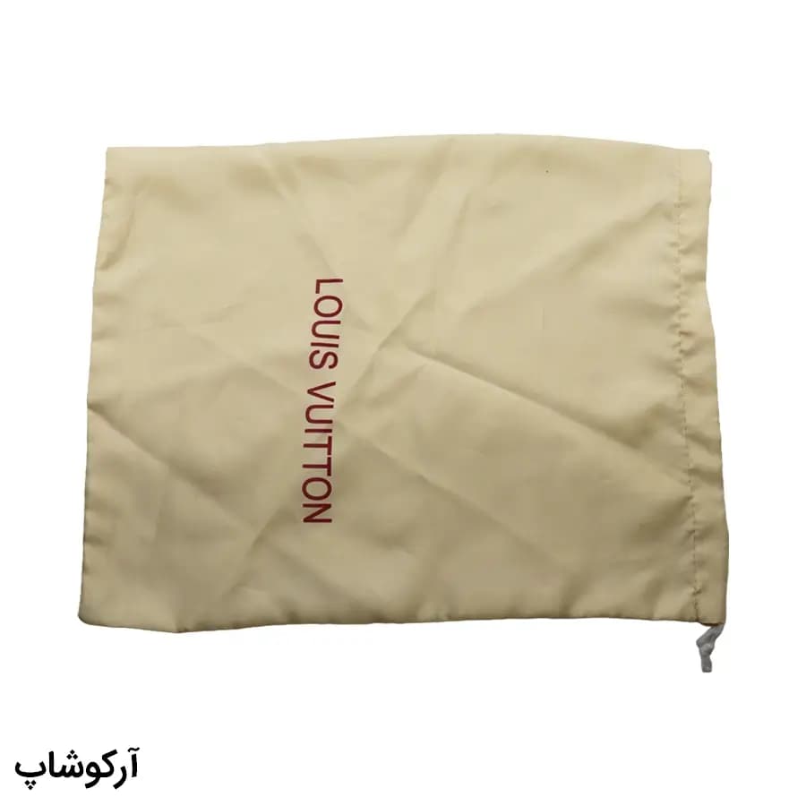 کاور و بگ ضدخش سایز بزرگ با ابعاد 40 در 30 سانتیمتر و رنگ کرمی برند لویی ویتون مدل 993027