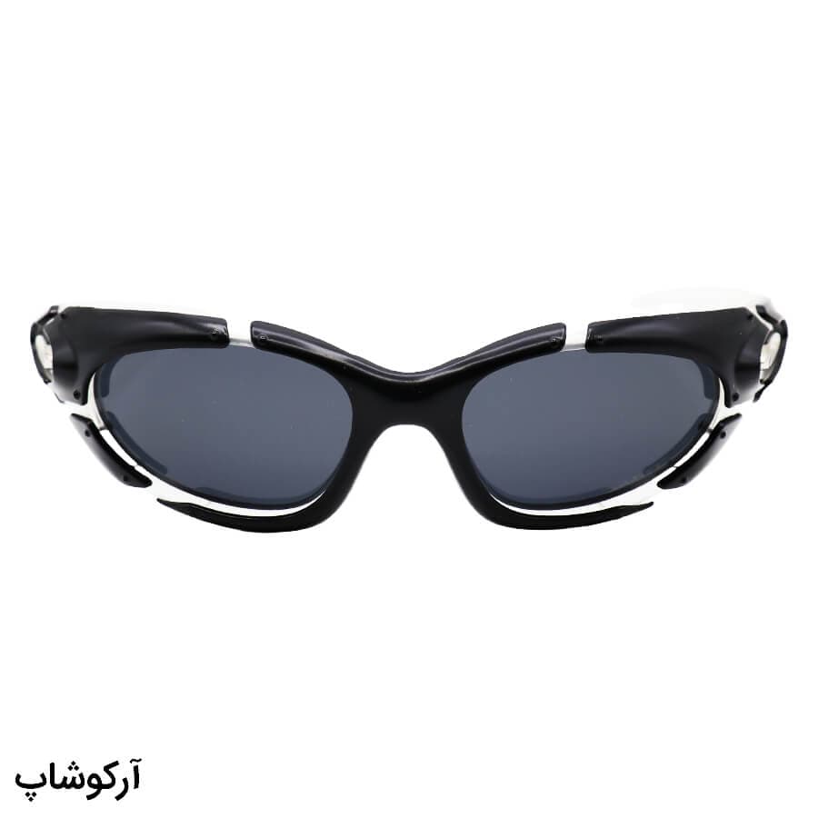 عینک آفتابی OAKLEY با فریم رنگ مشکی و شفاف، لنز پلاریزه و دودی تیره به همراه پک اصلی مدل 9367 — تصویر ۳