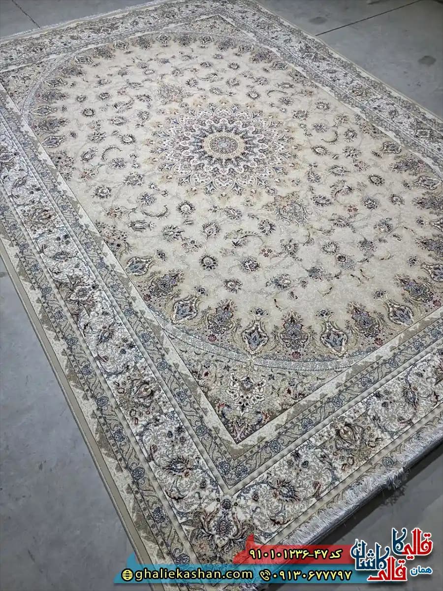 فرش کلاسیک 1200 شانه طرح اصفهان شاه پسند رنگ کرم صدفی کاشان — تصویر ۳