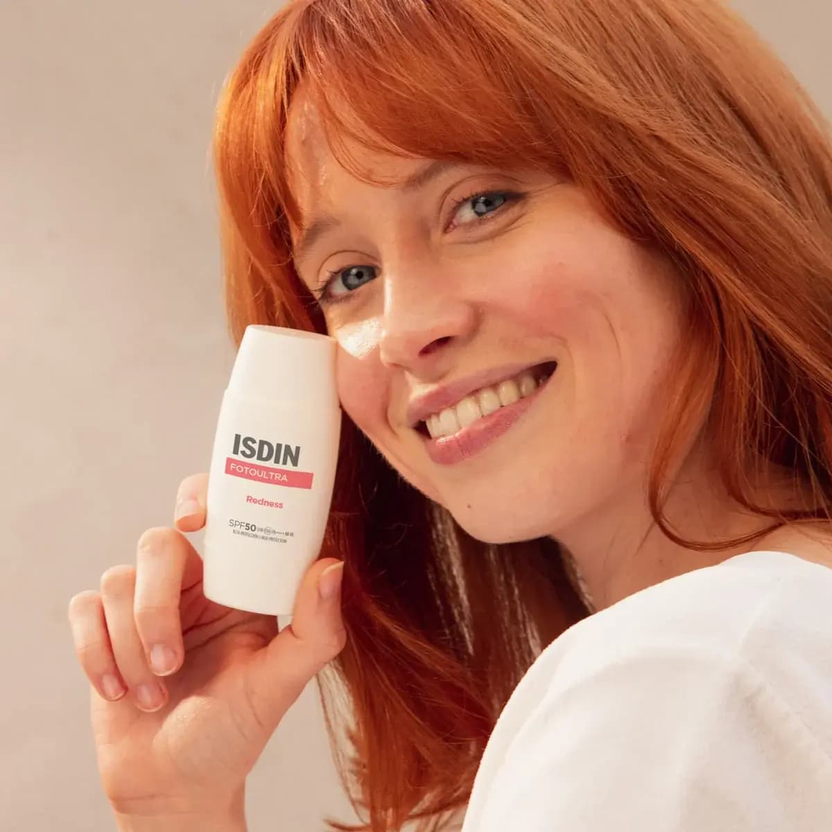 ضد آفتاب ضدقرمزی ایزدین SPF50 (پوست حساس، ملتهب و قرمز) — تصویر ۲