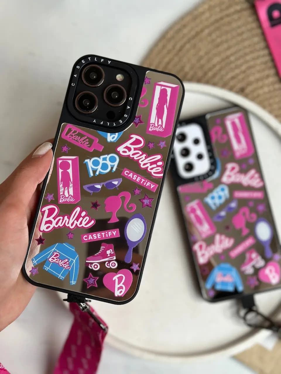 قاب استیکر Barbie آینه ای (کدC1417) — تصویر ۴
