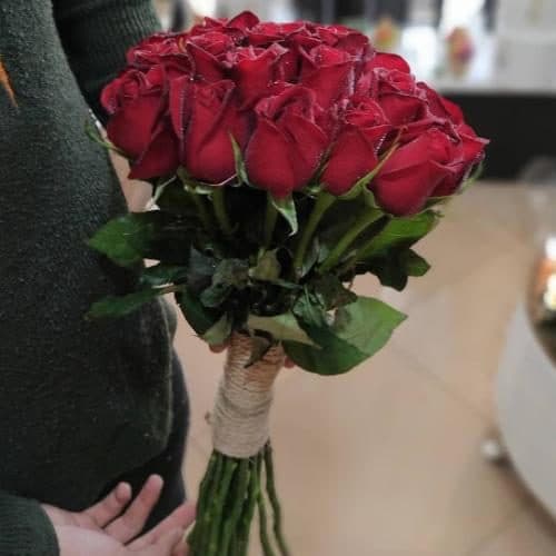 ارسال فوری گل برای آزمایشگاه تهران شرق 8615