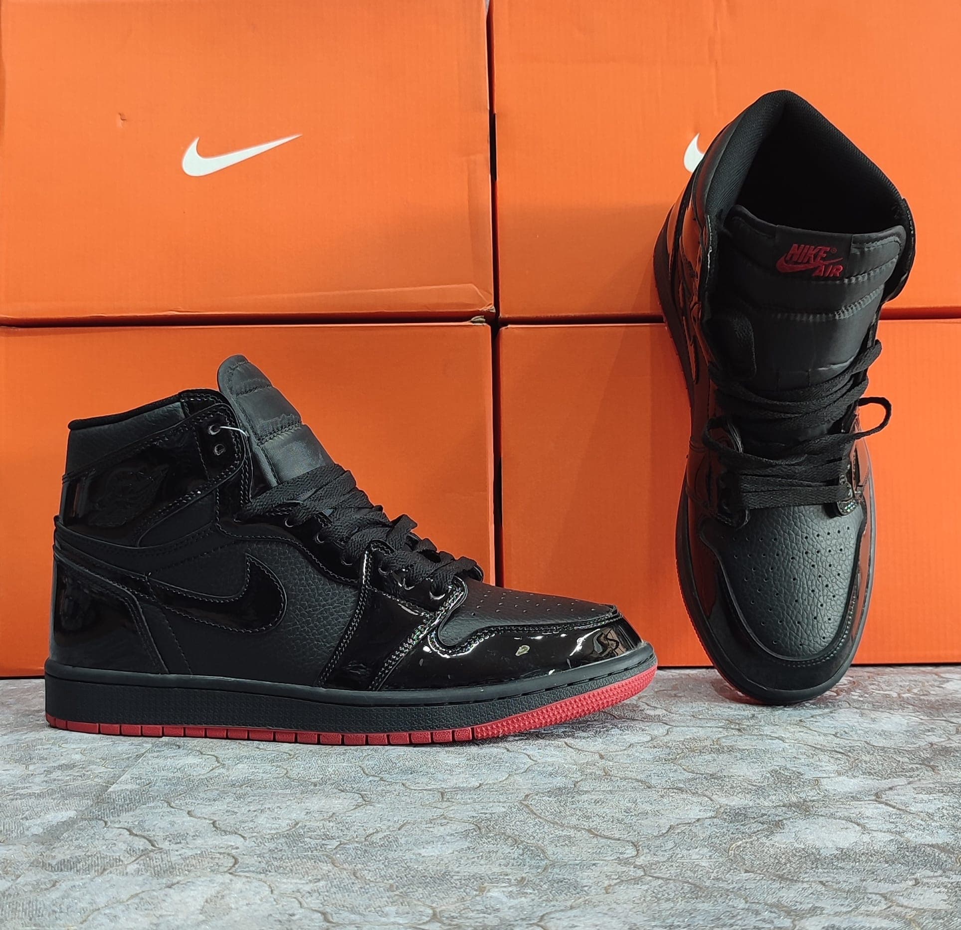 نایک جردن وان مشکی قرمز