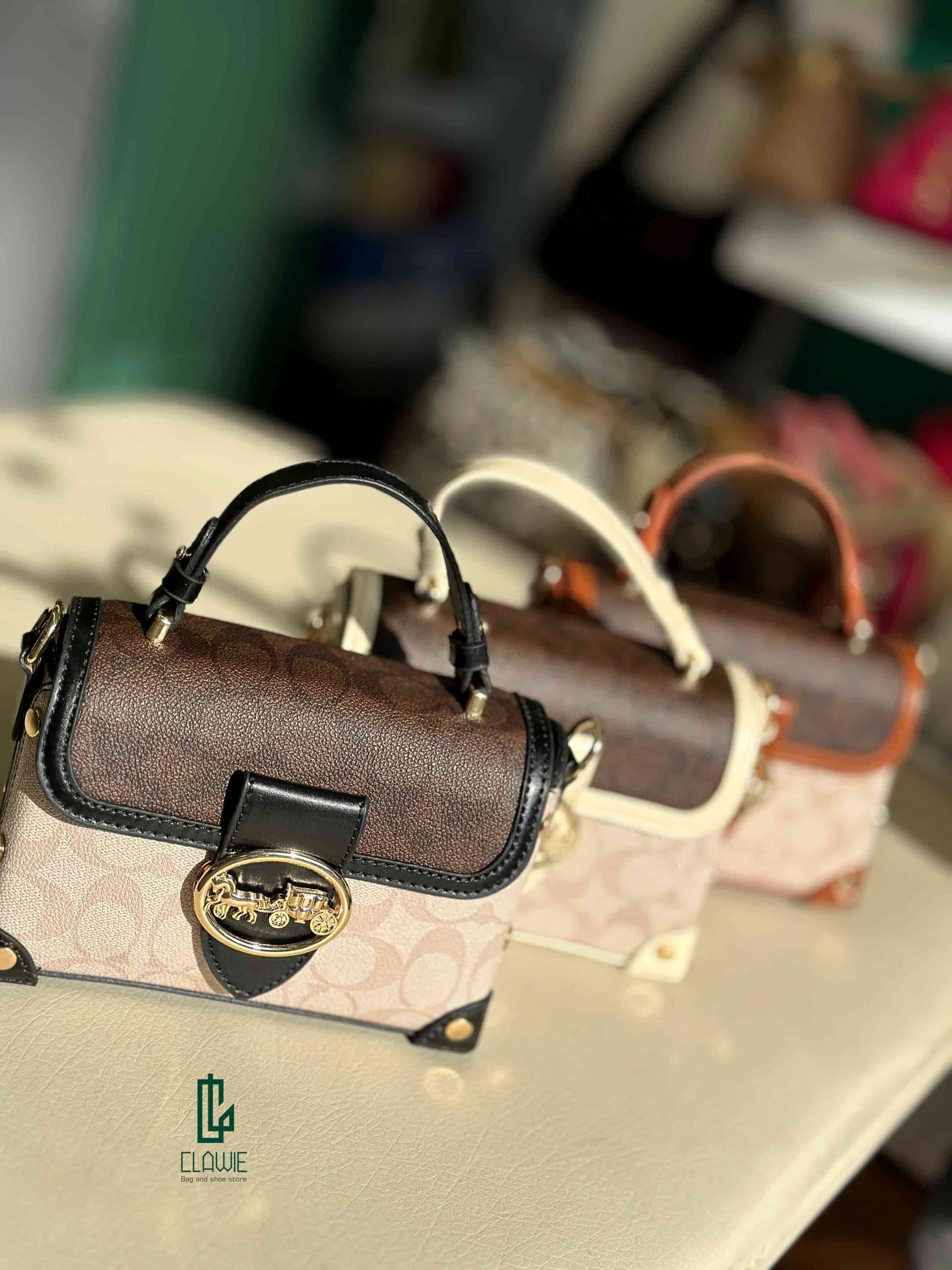 👝 کیف پاسپورتی : کواچ_12 — تصویر ۲