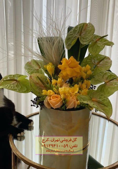 جعبه گل روز مادر برای نامزد – در گلفروشی حافظ