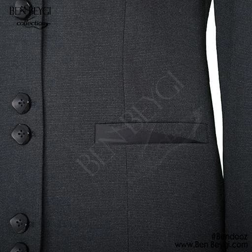 مانتو شلوار اداری مشکی یقه ایستاده پارچه بزیاق کد 3812 — تصویر ۲