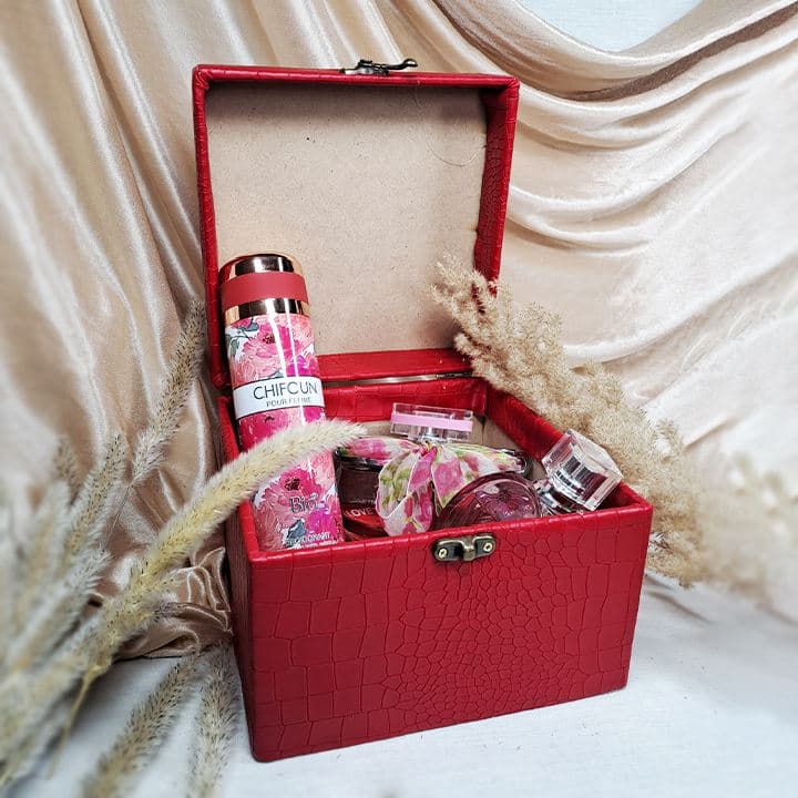 جعبه چوبی هدیه با روکش چرم (بزرگ قرمز) — تصویر ۲