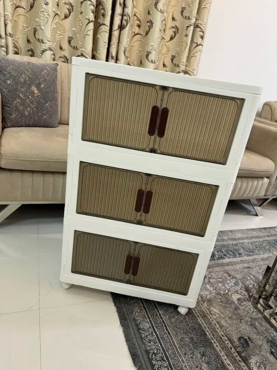 کمد تاشو دربدار — تصویر ۲