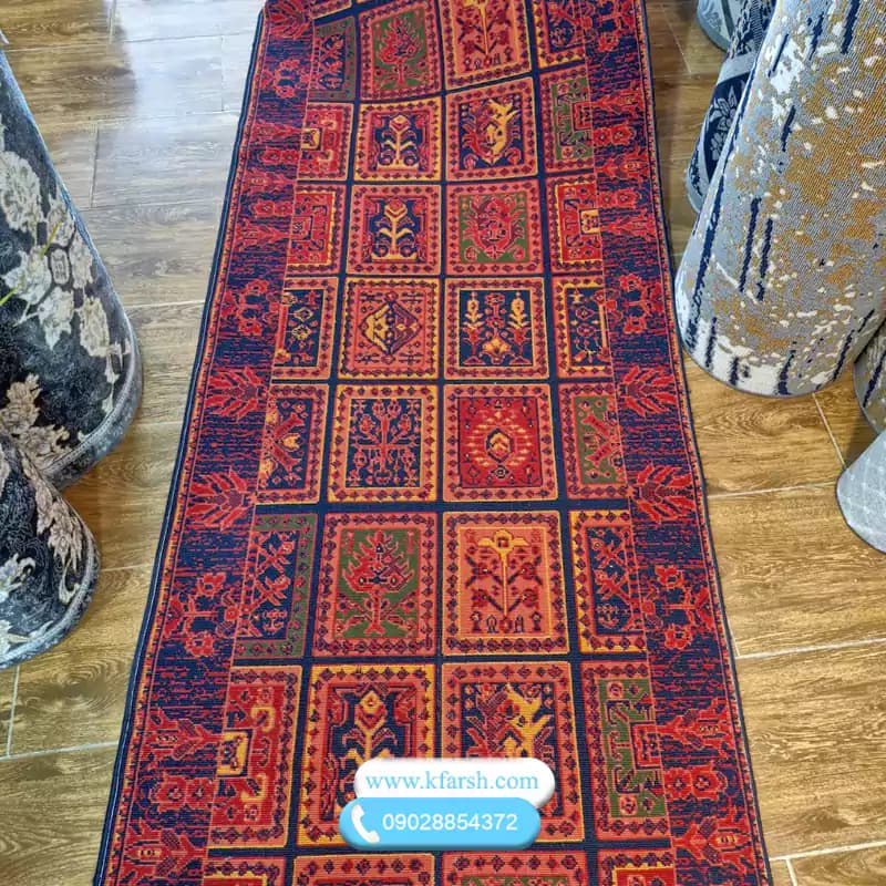 کناره گلیم متری قرمز طرح سنتی — تصویر ۴