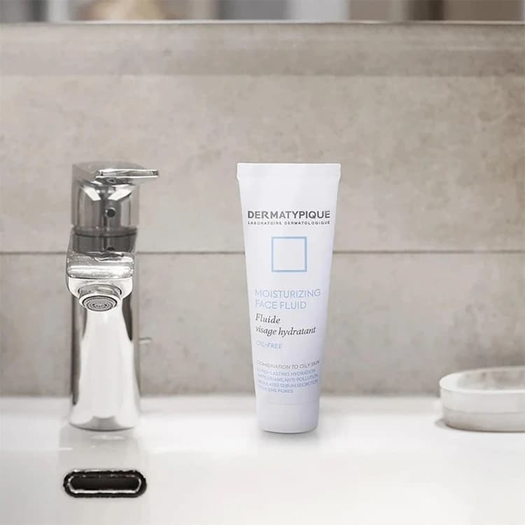 کرم مرطوب کننده صورت DERMATYPIQUE مدل Moisturizing Fluid حجم 50 میلی لیتر — تصویر ۶