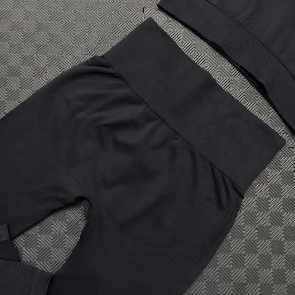 ست ورزشی اورجینال نیمتنه و لگ سیملس SZ-N07 — تصویر ۷