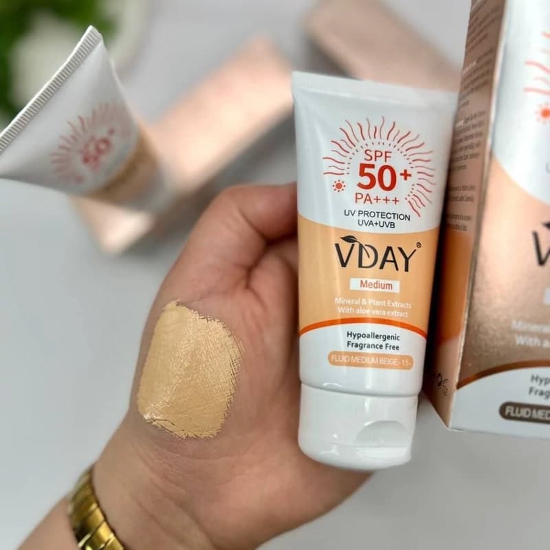 کرم ضد آفتاب رنگی وی دی Vday بژ متوسط SPF50 — تصویر ۱۱