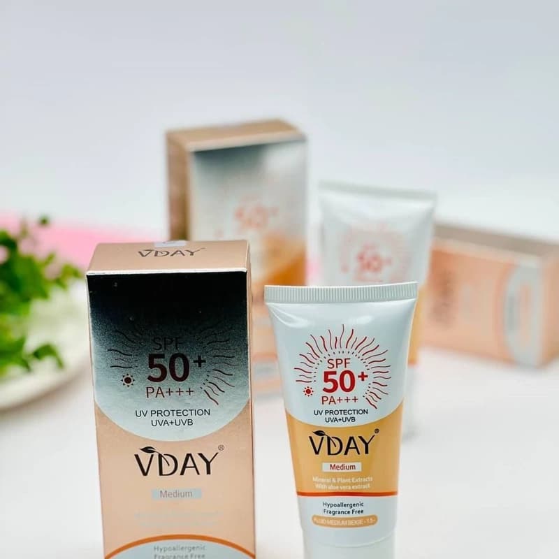 کرم ضد آفتاب رنگی وی دی Vday بژ متوسط SPF50 — تصویر ۸