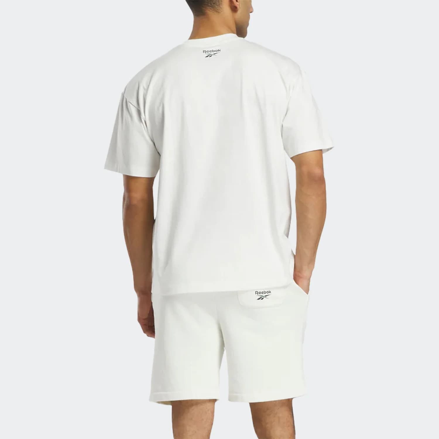 تیشرت مردانه ریباک مدل Lawn Club Men’s T-Shirt — تصویر ۶
