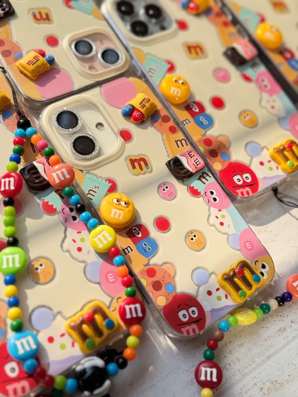 قاب M&M Land با آویز (آیفون سامسونگ شیائومی) — تصویر ۳