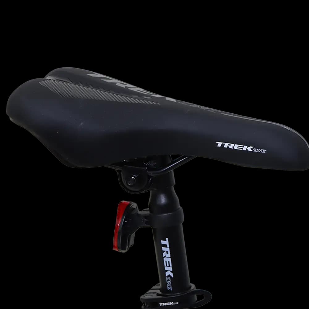 دوچرخه ترک وان سایز 26 مدل TREK ONE ST1000-D دیسک مکانیکی 24 دنده — تصویر ۳