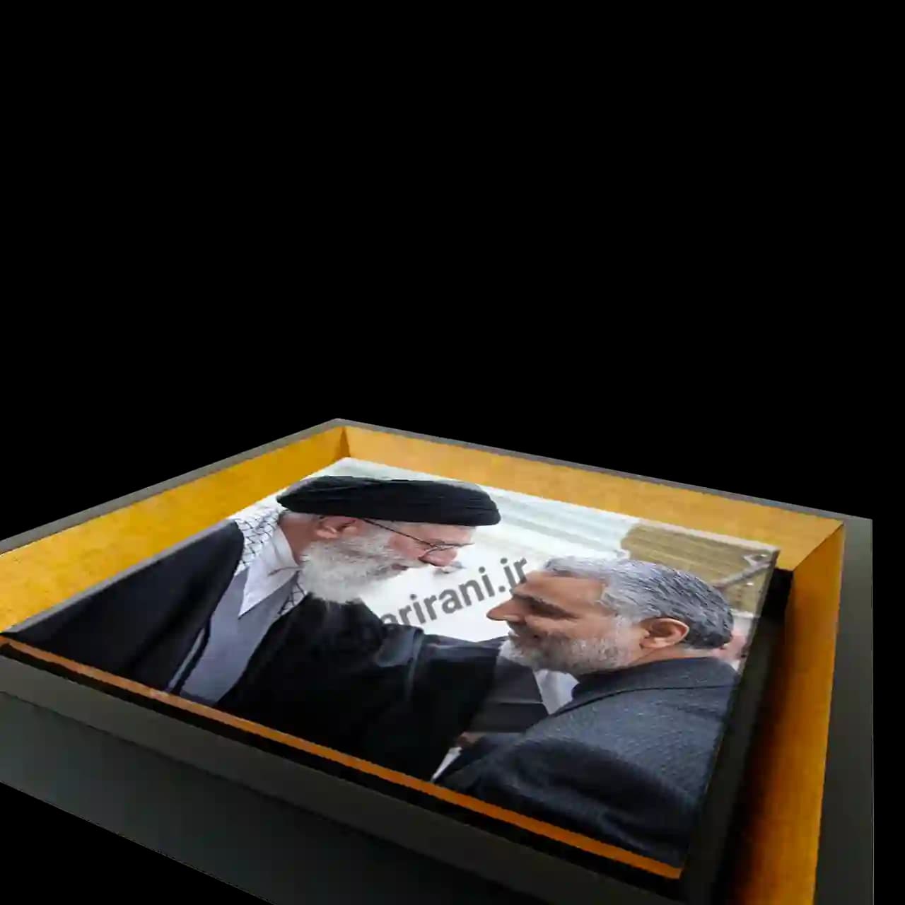 تابلو کاشی شهید سلیمانی و رهبری مدل 2ZG93 — تصویر ۳