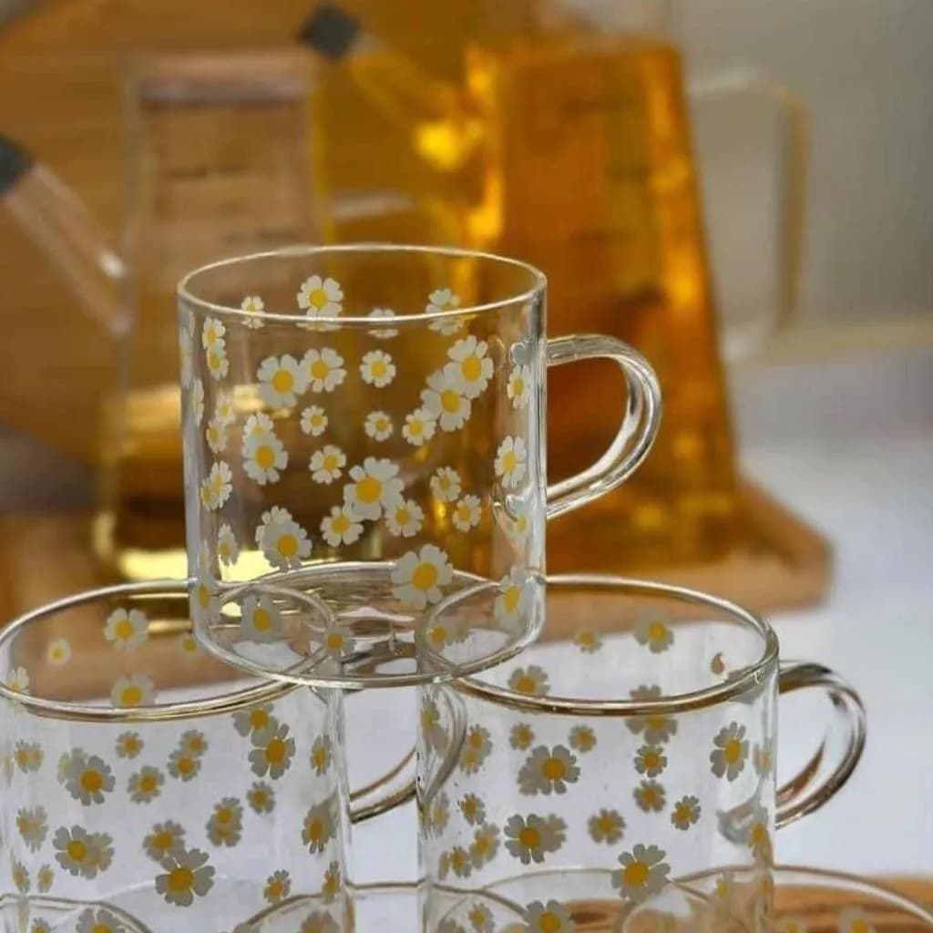 شات قهوه پیرکس طرح گل بابونه کد m230 — تصویر ۳