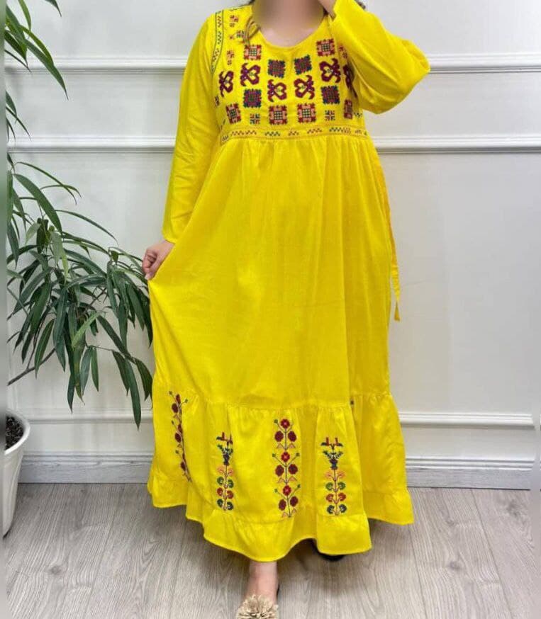 پیراهن ساحلی گلدوزی وسوزندوزی وارداتی/کد6502 — تصویر ۵